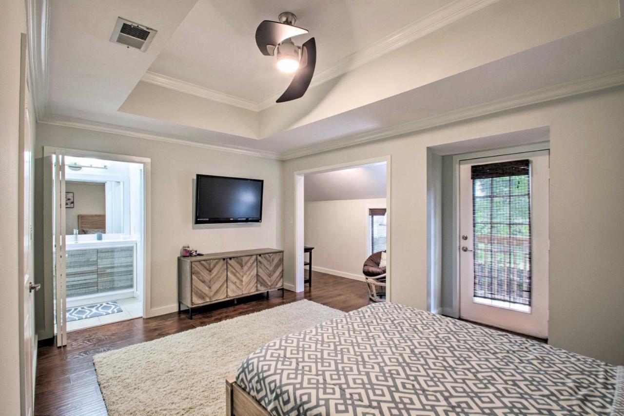 2-Story Pensacola Home With Game Room And Private Yard Екстериор снимка