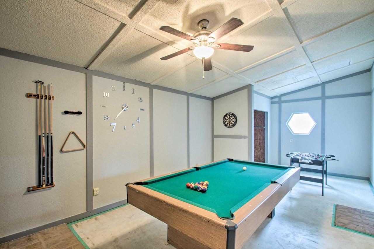 2-Story Pensacola Home With Game Room And Private Yard Екстериор снимка
